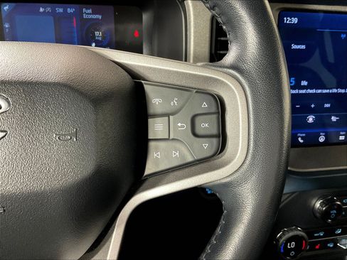 Used 2024 Ford Bronco Outer Banks AWD/4WD image 13
