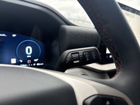 New 2026 Ford Explorer Active w/ Active Comfort Package image 17