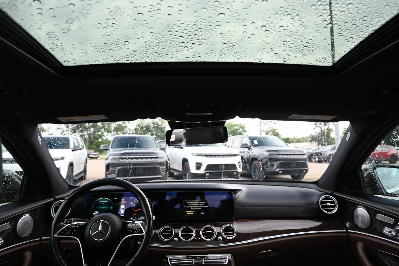 Used 2021 Mercedes-Benz E 350 Sedan image 26