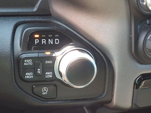 Used 2022 RAM 1500 Big Horn AWD/4WD image 30