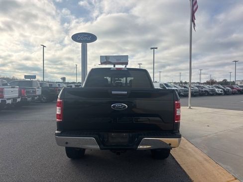 Used 2018 Ford F150 XLT w/ Equipment Group 302A Luxury image 4