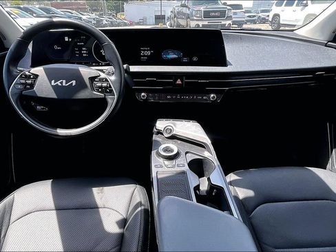 Used 2024 Kia EV6 Wind RWD image 16
