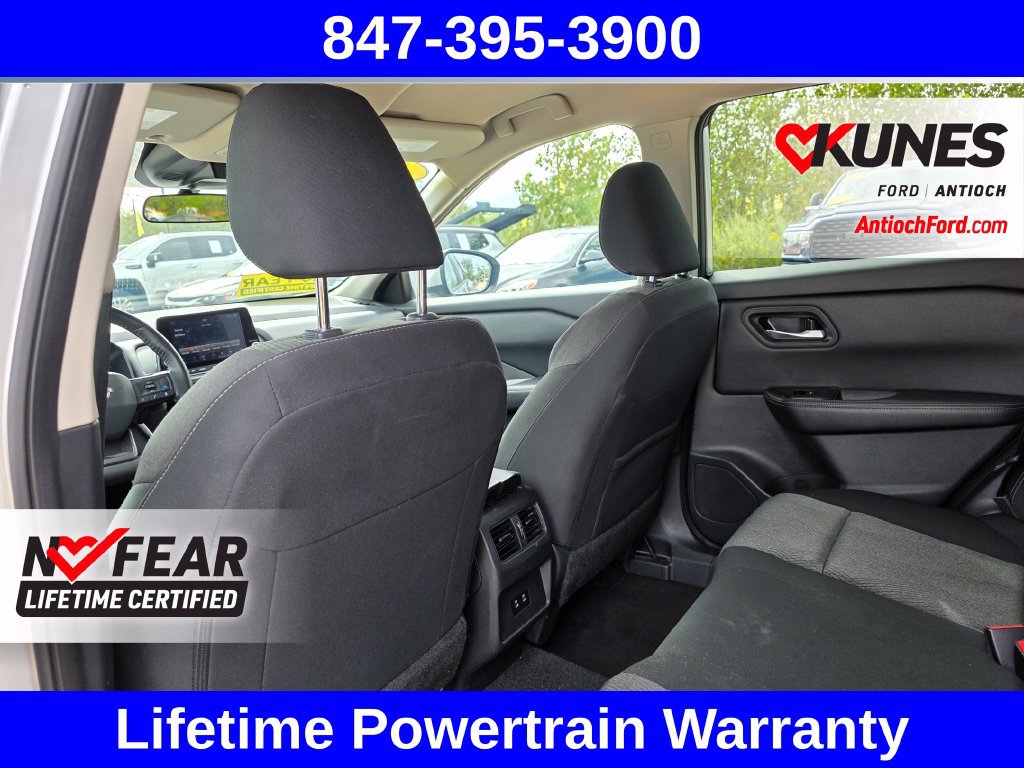 Used 2025 Nissan Rogue SV AWD/4WD image 25