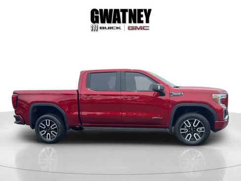 Used 2022 GMC Sierra 1500 AT4 w/ AT4 Premium Package AWD/4WD image 2