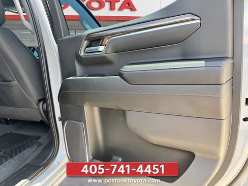 Used 2024 Chevrolet Silverado 1500 LT AWD/4WD image 32