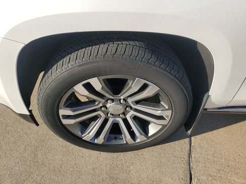 Used 2018 GMC Yukon Denali w/ Denali Ultimate Package image 40