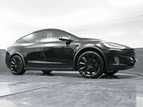 Used 2021 Tesla Model X Long Range image 55