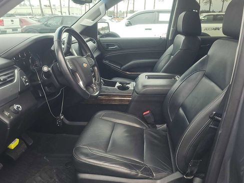 Used 2019 Chevrolet Tahoe LT image 25