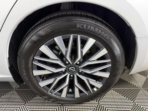 Used 2026 Nissan Altima 2.5 SV FWD image 11