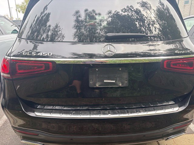 Used 2022 Mercedes-Benz GLS 450 4MATIC image 9