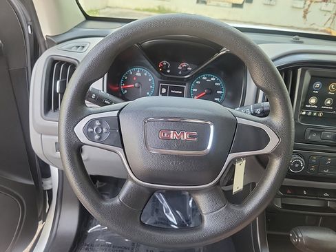 Used 2019 GMC Canyon 2WD Crew Cab w/ Convenience Package image 22
