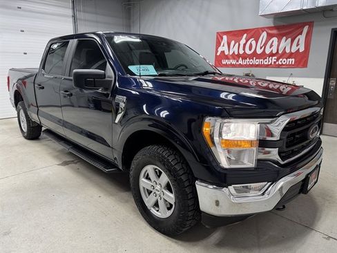 Used 2021 Ford F150 XLT image 1