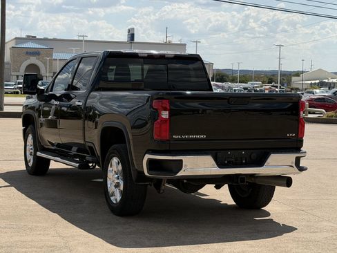 Used 2023 Chevrolet Silverado 2500 LTZ w/ LTZ Premium Texas Edition AWD/4WD image 6