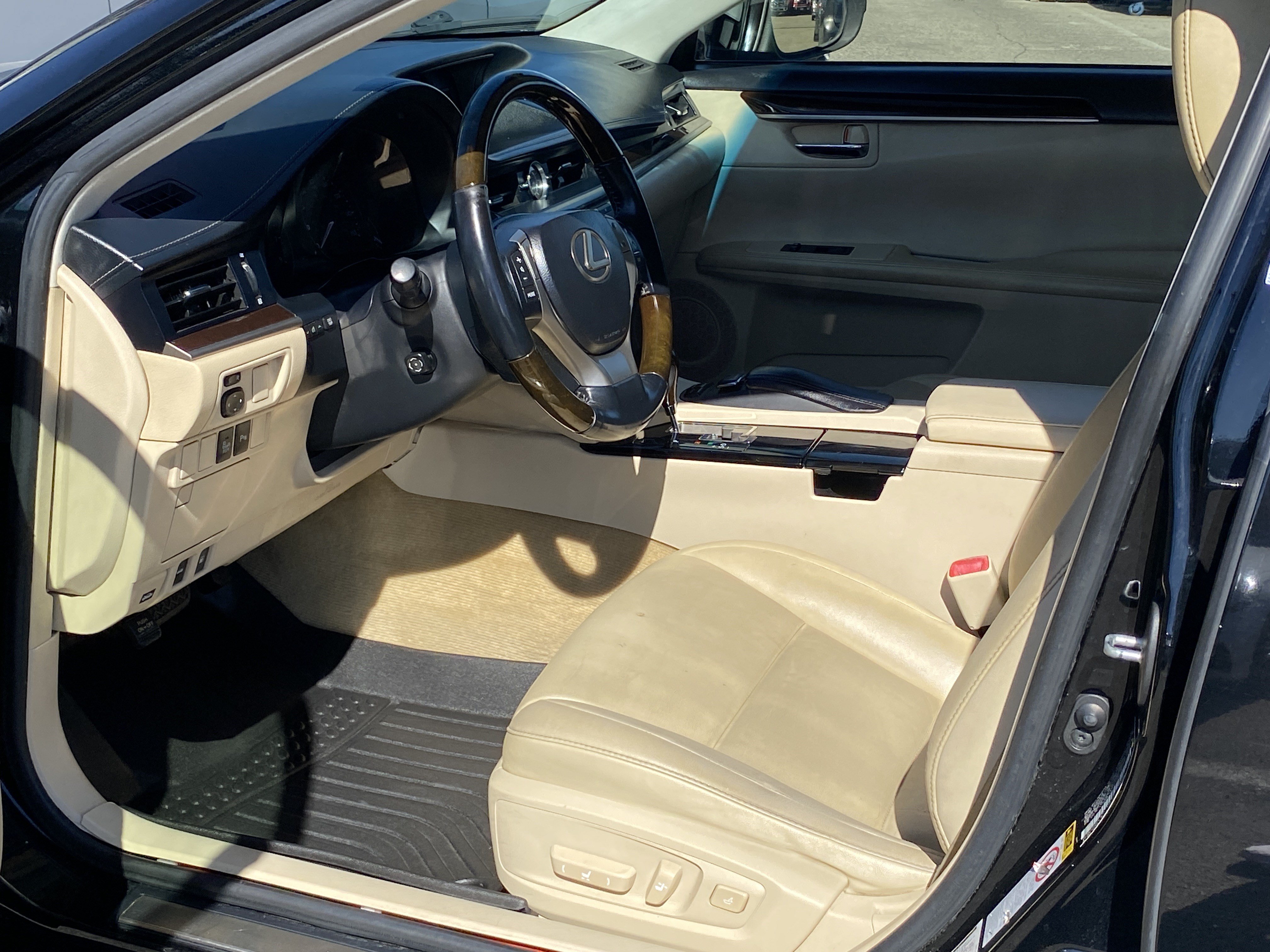 Used 2013 Lexus ES 350 w/ Premium Pkg FWD image 14