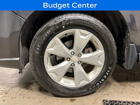 Used 2016 Subaru Forester 2.5i Limited image 9