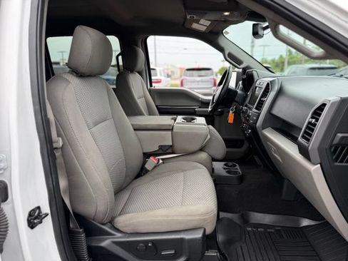 Used 2019 Ford F150 XLT w/ Equipment Group 302A Luxury AWD/4WD image 17
