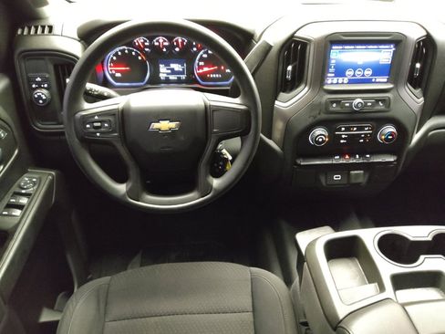 Used 2020 Chevrolet Silverado 1500 Custom w/ Custom Value Package RWD image 22