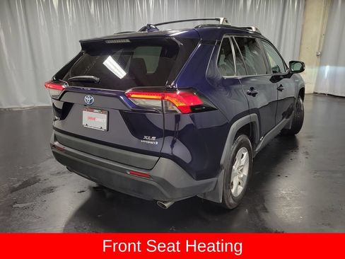 Used 2019 Toyota RAV4 XLE w/ Convenience Package AWD/4WD image 8