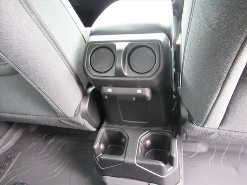 New 2026 Jeep Gladiator Sport AWD/4WD image 30