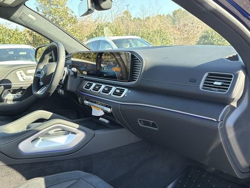 New 2026 Mercedes-Benz GLE 53 AMG 4MATIC Coupe image 21