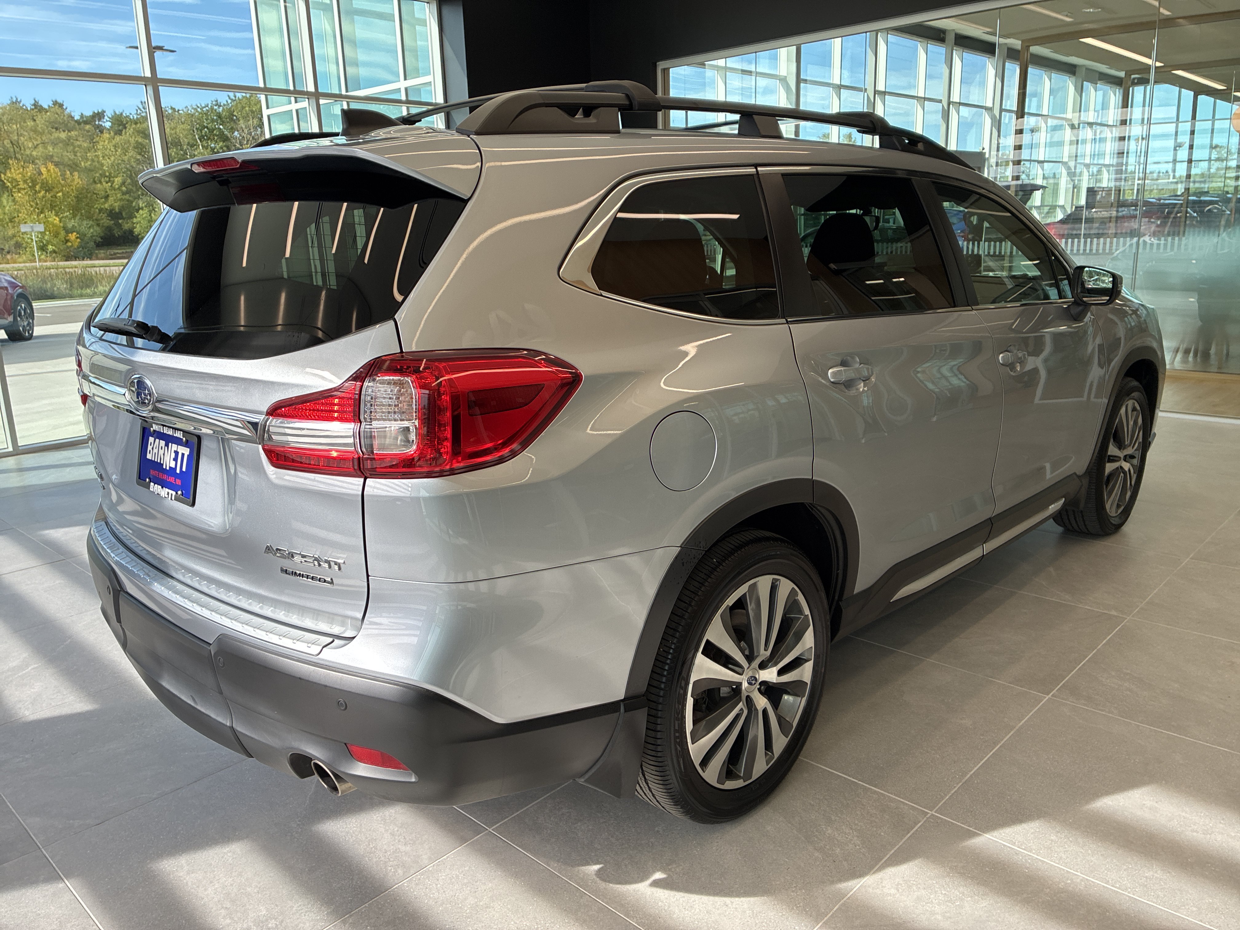 Used 2019 Subaru Ascent Limited AWD/4WD image 3