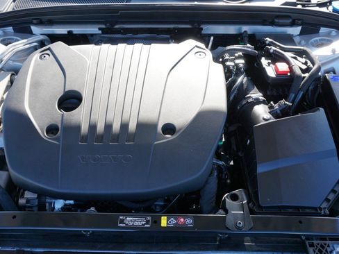 Used 2023 Volvo S60 B5 Plus w/ Climate Package image 30