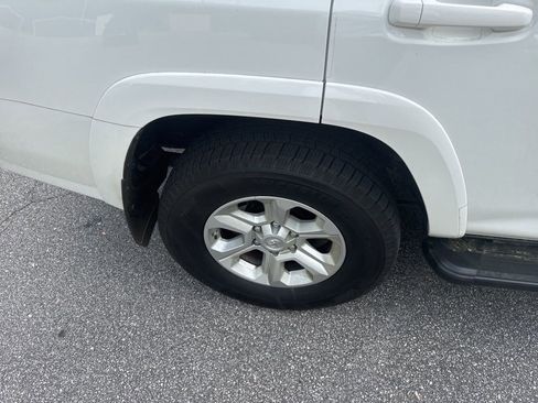 Used 2020 Toyota 4Runner SR5 image 7