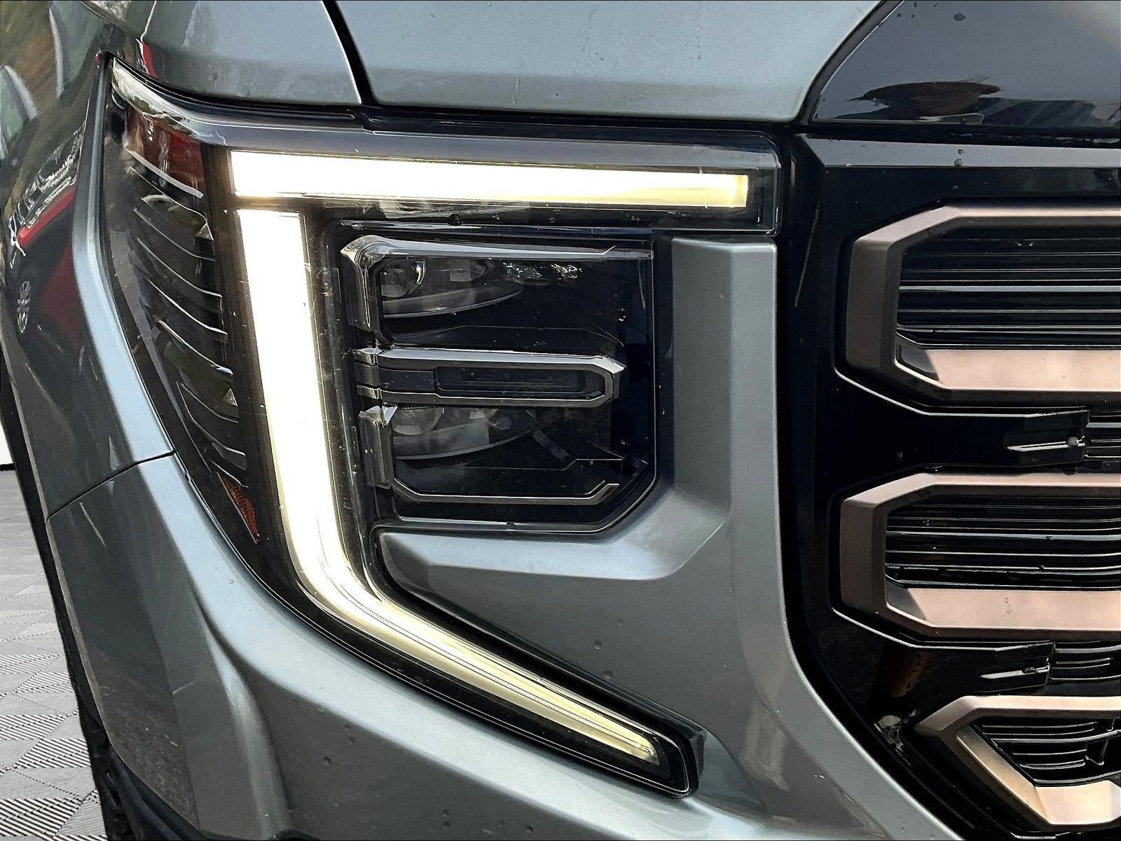 Used 2023 GMC Sierra 1500 AT4X w/ AT4X AEV Edition AWD/4WD image 32