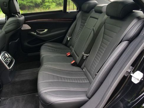 Used 2015 Mercedes-Benz S 550 4MATIC Sedan image 33