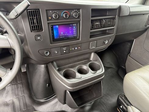 Certified 2024 GMC Savana 3500 LS image 26