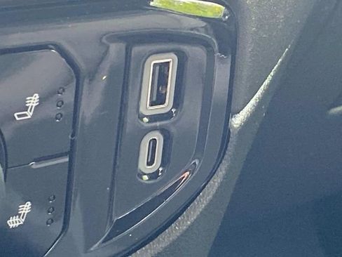 Used 2024 Chevrolet Silverado 1500 RST w/ Z71 Off-Road Package image 26