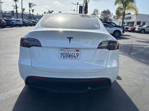 Used 2022 Tesla Model Y Long Range AWD/4WD image 4