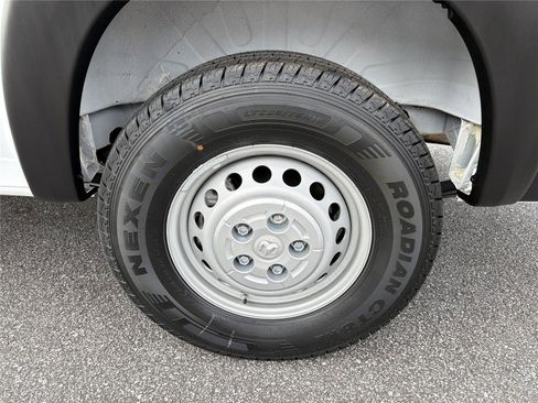 Used 2024 RAM ProMaster 3500 w/ Convenience Group image 20