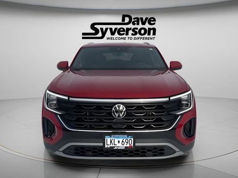 Used 2024 Volkswagen Atlas Cross Sport SE image 7