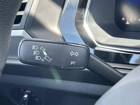 Certified 2023 Volkswagen Jetta Sport FWD image 31