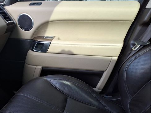 Used 2016 Land Rover Range Rover Sport HSE image 27