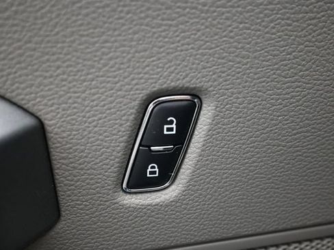 Certified 2017 Ford F150 XLT w/ Equipment Group 301A Mid RWD image 16