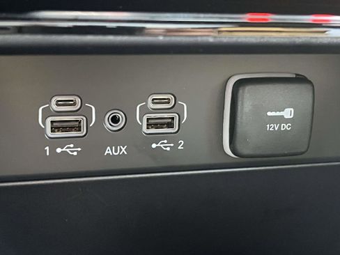 New 2025 Jeep Grand Cherokee Limited image 21