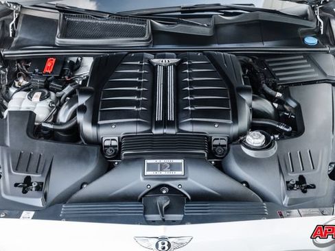 Used 2017 Bentley Bentayga AWD/4WD image 89