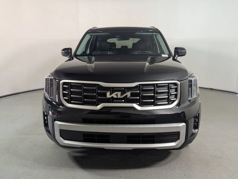 Used 2024 Kia Telluride S w/ S Sunroof Package FWD image 2