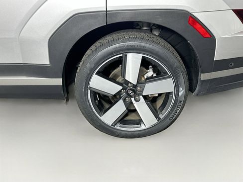 Used 2024 Hyundai Santa Fe Limited image 11
