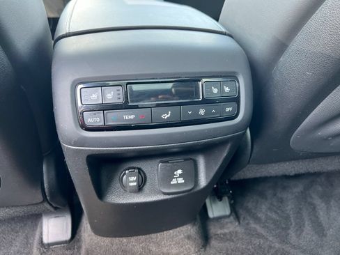Used 2024 Hyundai Palisade Calligraphy AWD/4WD image 12