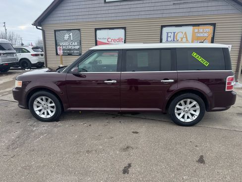Used 2011 Ford Flex SEL w/ Convenience Pkg image 8
