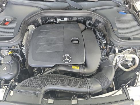 Used 2021 Mercedes-Benz GLC 300 4MATIC image 31