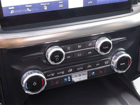 Certified 2022 Ford F150 Lariat w/ Max Trailer Tow Package image 18