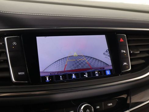 Used 2023 Buick Enclave Premium image 6