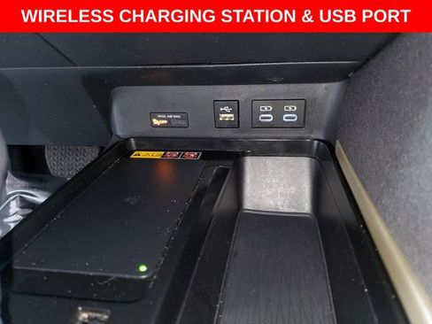 Used 2025 Toyota Camry LE image 20