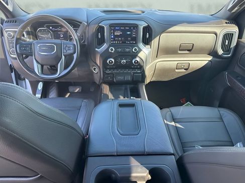 Used 2020 GMC Sierra 2500 Denali w/ Denali Ultimate Package AWD/4WD image 10