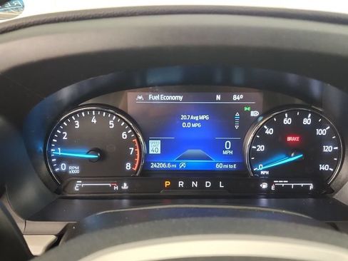 Used 2024 Ford Explorer XLT w/ Equipment Group 202A AWD/4WD image 12