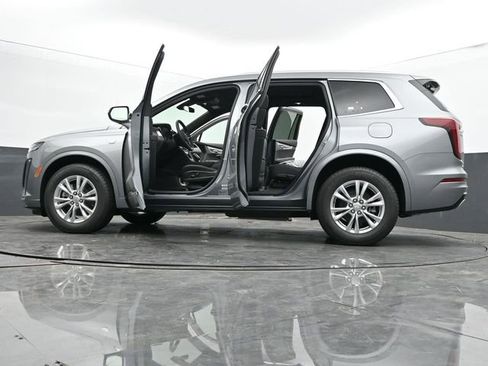 New 2025 Cadillac XT6 Luxury image 65